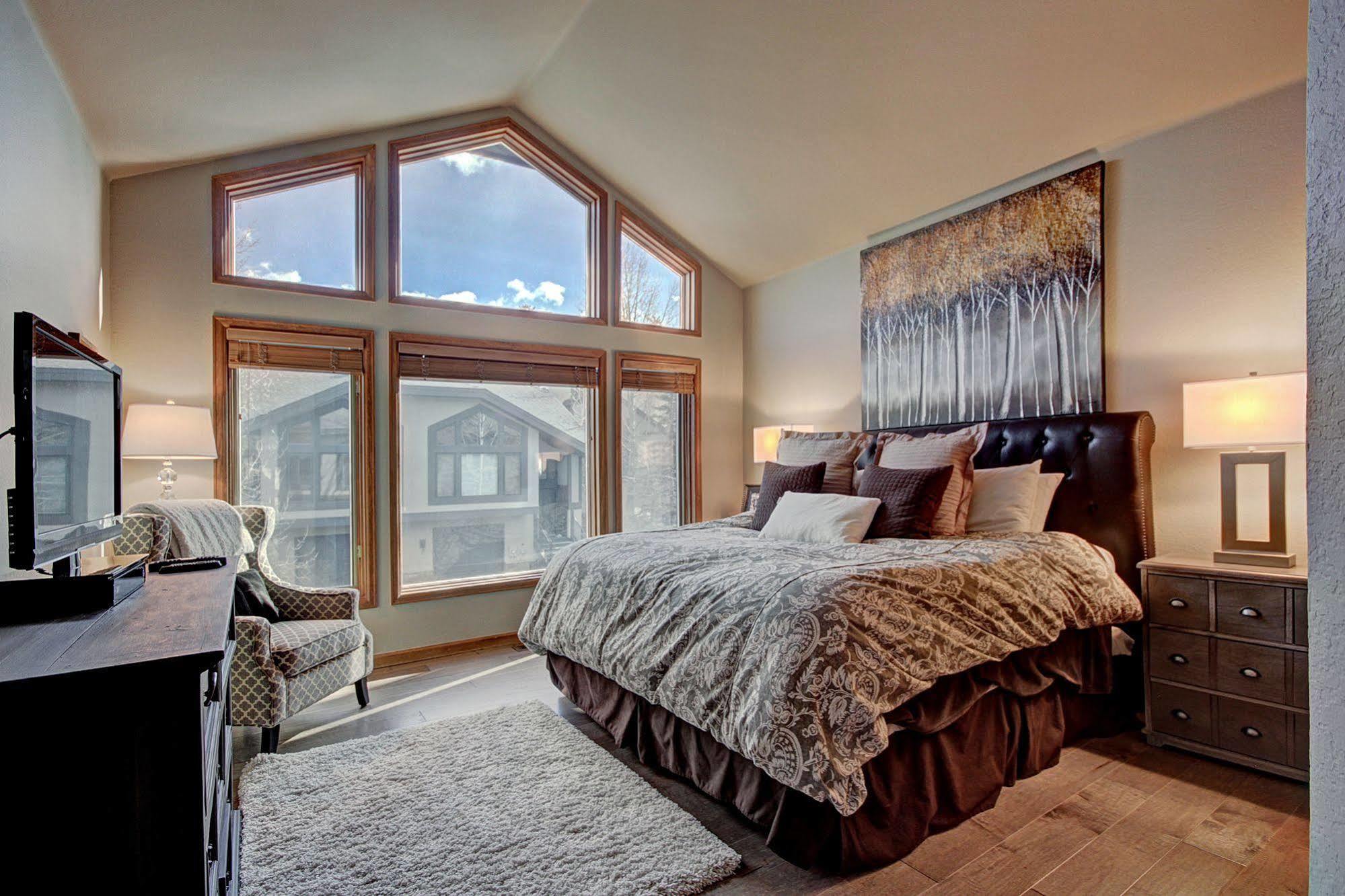 One Breckenridge Place Townhomes Exterior photo