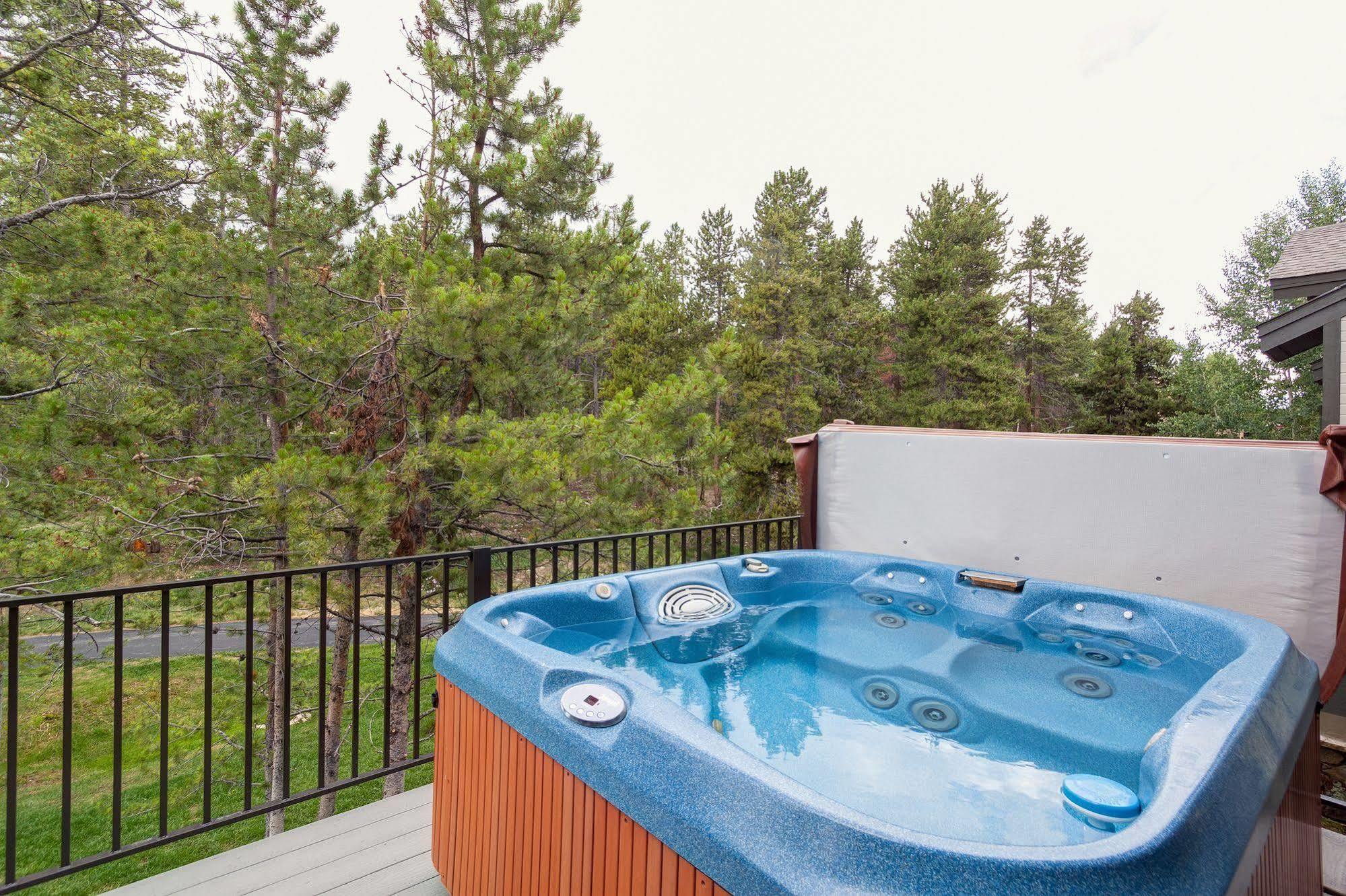 One Breckenridge Place Townhomes Exterior photo
