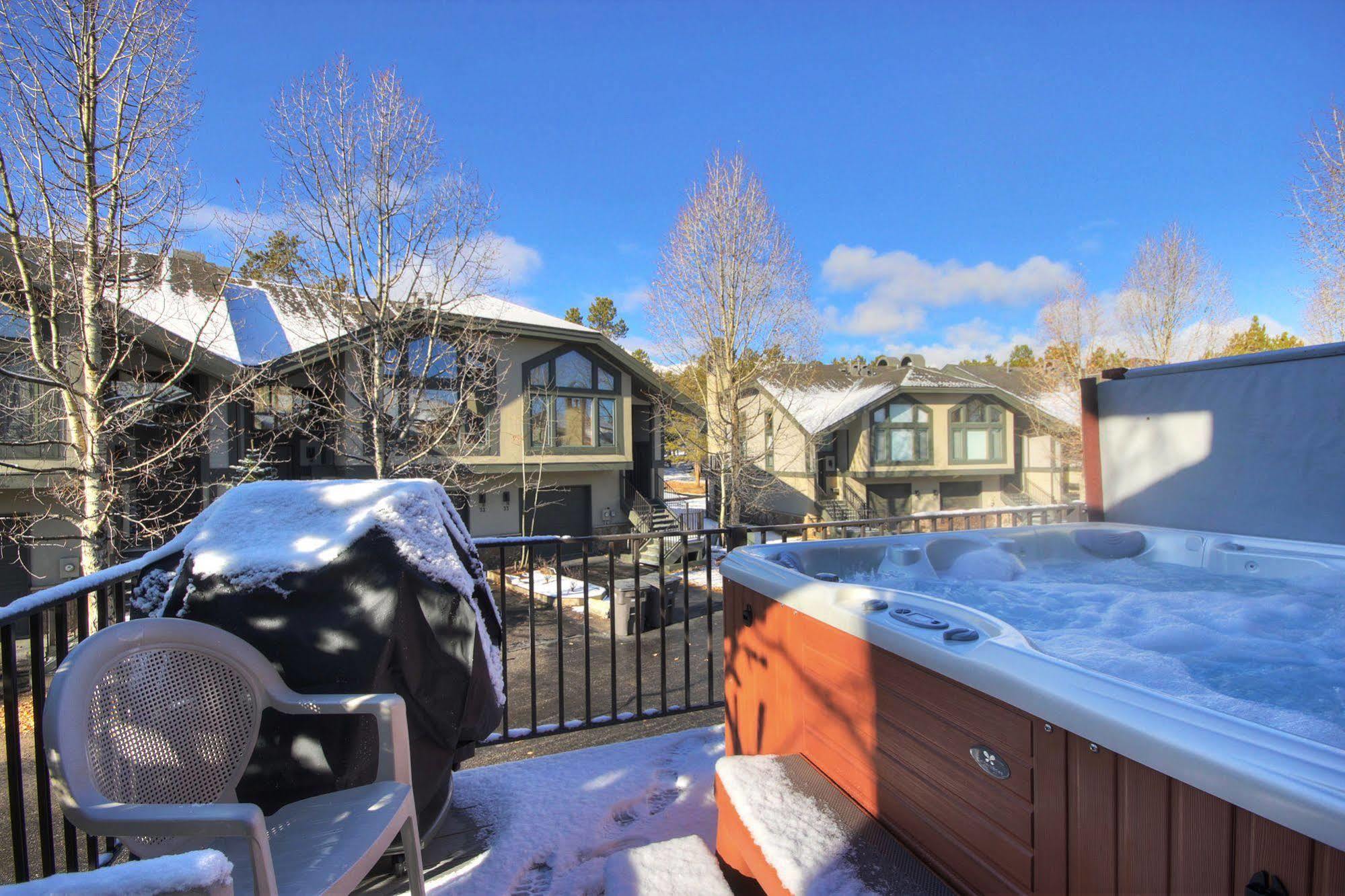 One Breckenridge Place Townhomes Exterior photo