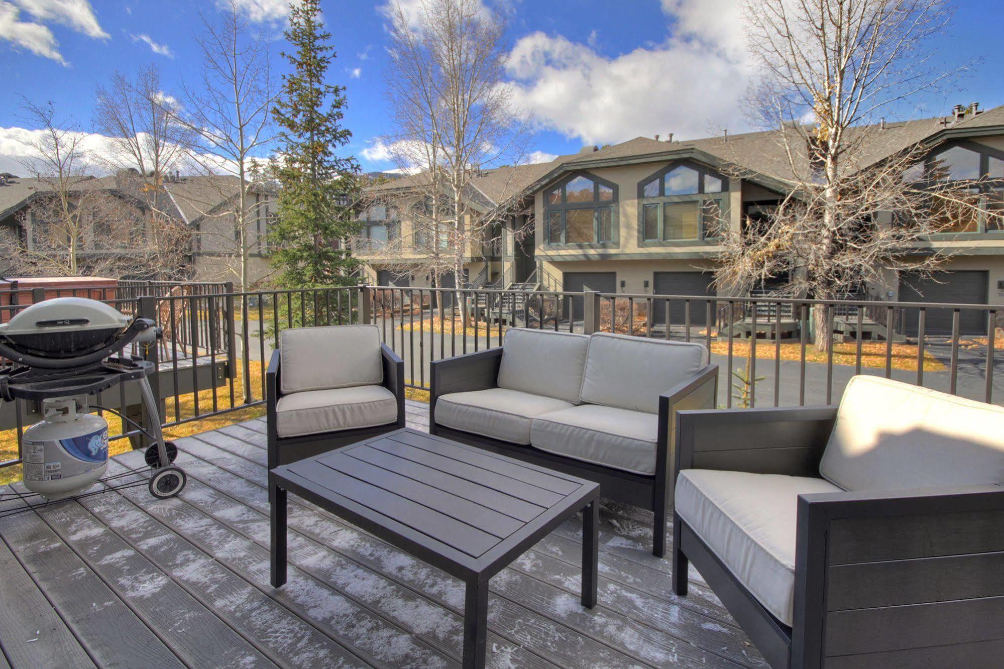 One Breckenridge Place Townhomes Exterior photo