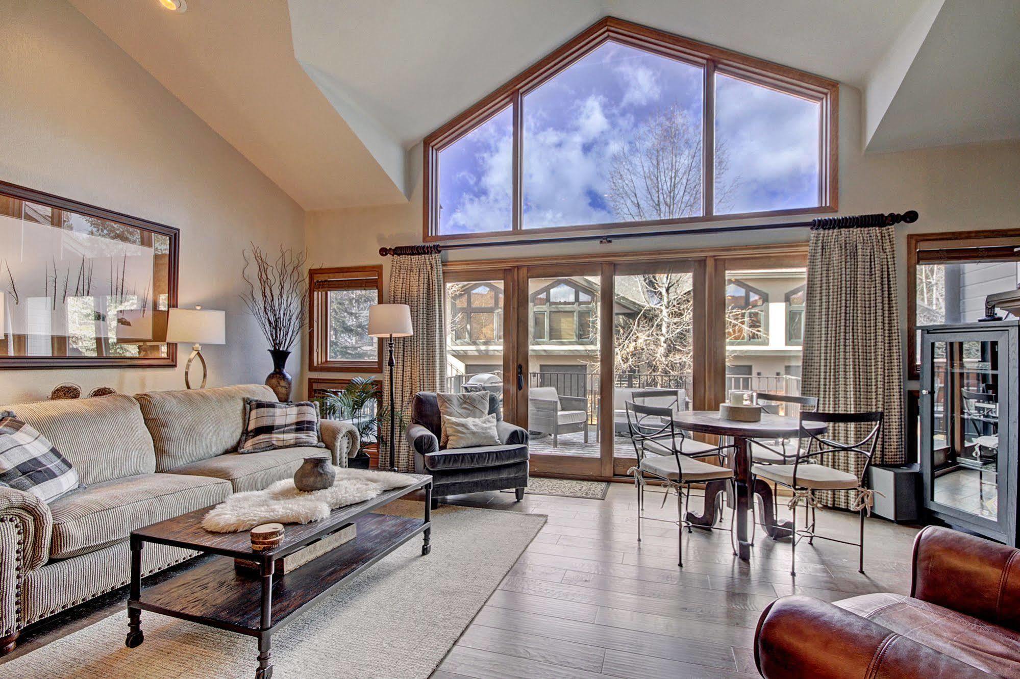 One Breckenridge Place Townhomes Exterior photo