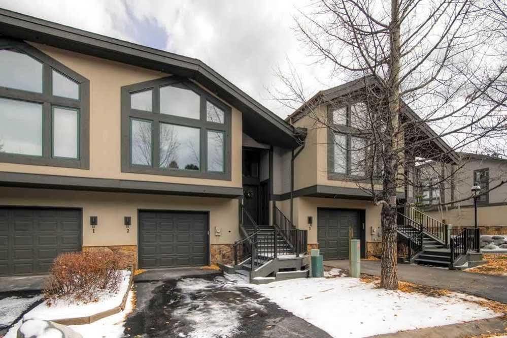 One Breckenridge Place Townhomes Exterior photo